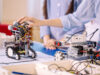 Tworzenie prostego robota krok po kroku: poradnik dla początkujących
